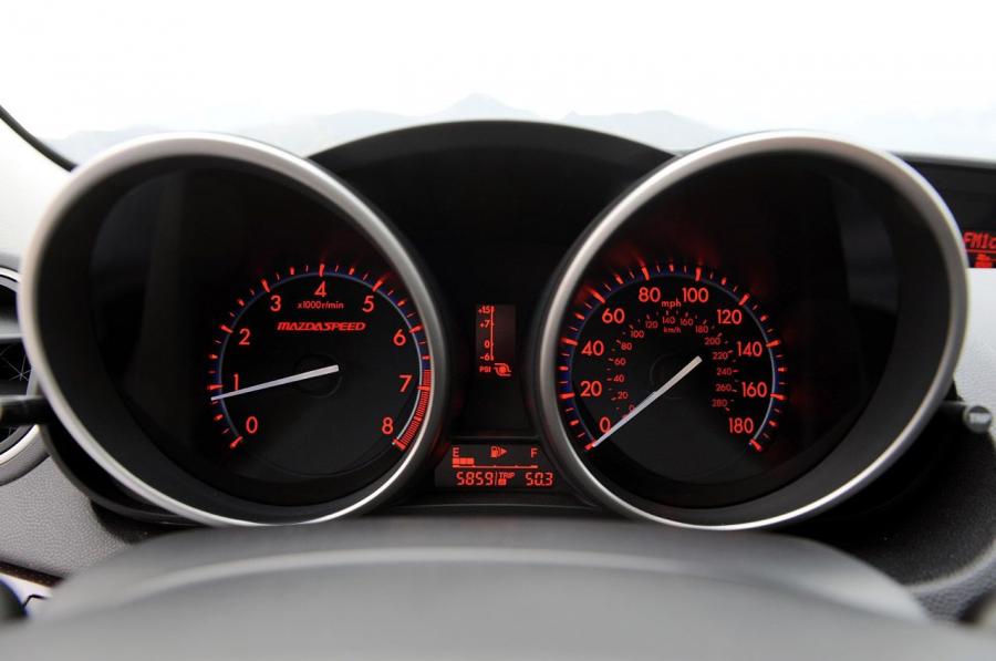  Mazda3 Mazdaspeed 2010 года  (фото 24 из 108)